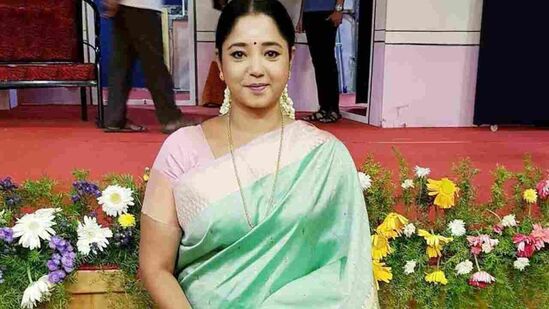 ஐஸ்வர்யா பாஸ்கரன் ஐஸ்வர்யா பாஸ்கரன்