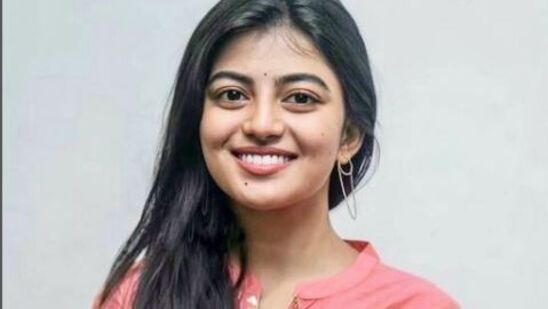 இதற்கிடையே இவரும் என்னிடம் எப்போது கல்யாணம் செய்து கொள்ள இருக்கிறீர்கள். உங்களுடைய ஐடியா என்ன என்றெல்லாம் கேட்டார்.&nbsp;&nbsp;