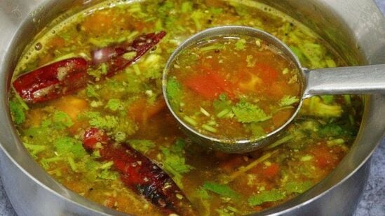 Amla Rasam : இந்த ஒரு ரசம் போதும்! உடலின் நோய் எதிர்ப்பு அதிகரிக்கும்! முடி வளர்வது உறுதியாகும்! பல நன்மைகளும் உண்டு!