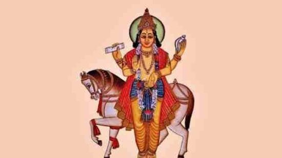 சுக்கிரன் ராசியில் ஏறினால் அவர்களுக்கு அனைத்து விதமான யோகங்களும் கிடைக்கும் என்று ஜோதிட சாஸ்திரம் கூறுகிறது. சுக்கிரன் மார்ச் 31 வரை சனி தேவரின் கும்பத்தில் பயணம் செய்தார், அதன் பிறகு அவர் மீன ராசியில் தனது பயணத்தைத் தொடங்கினார்.