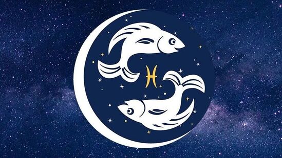 Pisces Daily Horoscope : உங்கள் ஜோதிட கணிப்புகளை அறிய மீன ராசியின் தினசரி ராசிபலன் ஏப்ரல் 17, 2024 ஐப் படியுங்கள். எந்தவொரு பெரிய உடல்நலப் பிரச்சினையும் உங்களை தொந்தரவு செய்யாது. அன்பை வெளிப்படுத்த கூடுதல் விருப்பங்களைத் தேடுங்கள். நீங்கள் சில பிரச்சனைகளை நீக்குவதற்கு முன்மொழியலாம்.