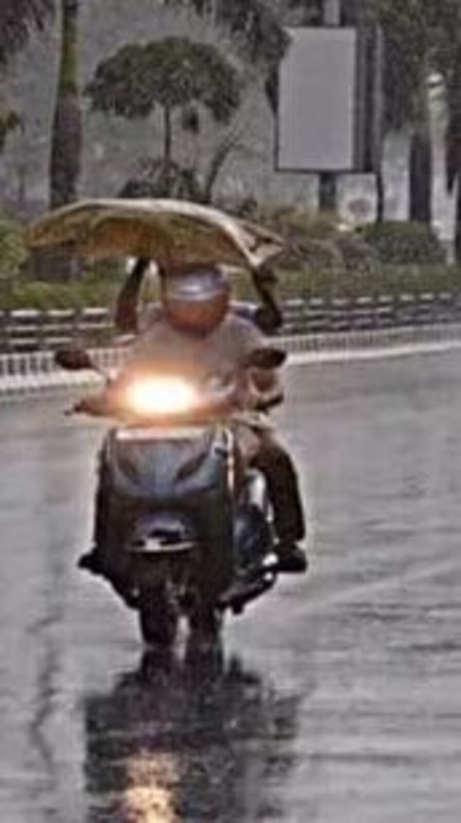 அடுத்த 3 மணி நேரத்தில் இந்த 10 மாவட்டங்களில் மழைக்கு வாய்ப்பு!