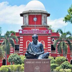 <p>அண்ணா பல்கலைக்கழகம் மற்றும் அதன் உறுப்பு கல்லூரிகளில் மின்னணு வாக்குப்பதிவு இயந்திரங்கள் வைக்கப்பட்டுள்ளதால் தேர்வுகள் ஒத்திவைக்கப்பட்டுள்ளன</p>