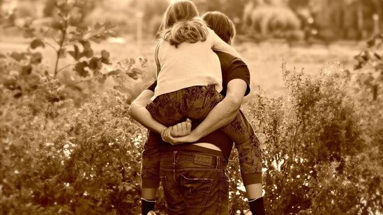 Parenting Tips : குழந்தைகளின் மூளை ஷார்ப்பாக வேண்டுமா? அவர்களை அறிவாளிகளாக்கும் வழிகள் இதோ! Parenting Tips : குழந்தைகளின் மூளை ஷார்ப்பாக வேண்டுமா? அவர்களை அறிவாளிகளாக்கும் வழிகள் இதோ!