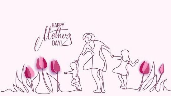 பதினாறாம் நூற்றாண்டு பிரிட்டனில் 'மதரிங் சண்டே' என்று ஒரு சிறப்பு நாள் கொண்டாடப்பட்டதாகக் கூறப்படுகிறது. இந்த நாளில், அனைவரும் தங்கள் பகுதியில் உள்ள பிரதான தேவாலயத்திற்கு (தாய் தேவாலயம்) செல்வது வழக்கம். குடும்ப உறுப்பினர்கள் அனைவரும் ஒரு நாள் ஒன்று கூடுவார்கள் என்பது விதி. &nbsp;