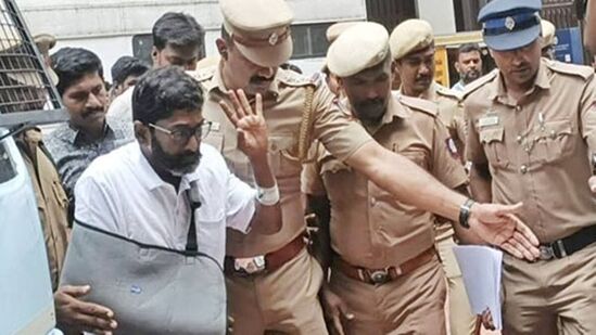 ’கஞ்சா வழக்கில் சவுக்கு சங்கருக்கு பேரிடி!’ கேள்வி கேட்ட நீதிபதி! ஓ.கே. சொன்ன சவுக்கு சங்கர்! ’கஞ்சா வழக்கில் சவுக்கு சங்கருக்கு பேரிடி!’ கேள்வி கேட்ட நீதிபதி! ஓ.கே. சொன்ன சவுக்கு சங்கர்!