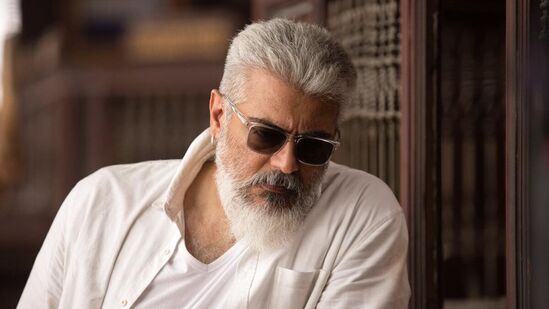 நல்ல நடிகனாக வந்த பின்னர், எனக்கு டேட் தருகிறேன் என்றான். ஆனால் தரவே இல்லை. மனிதனுக்கு வாக்கு முக்கியம் தம்பி.. அவன் ஜென்டில் மேனா..? &nbsp;உங்களை நீங்களே அப்படி சொல்லிக்கொள்ளக் கூடாது. மரியாதையை விலை கொடுத்து வாங்கக்கூடாது. நீ உண்மையான ஜென்டில் மேனாக இருந்தால் நீ என்னைக்கூப்பிட்டு பேசி இருக்க வேண்டும். ஆனால் பேசவில்லை.&nbsp;&nbsp;