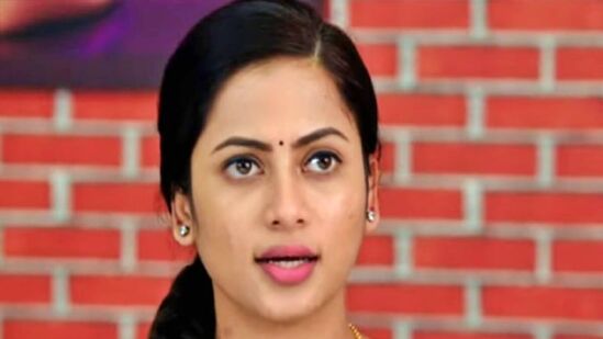 ஆட்டம் காணும் எதிர்நீச்சல்.. முதல் இடத்தில் நீடிக்கும் சீரியல் என்ன? ஆட்டம் காணும் எதிர்நீச்சல்.. முதல் இடத்தில் நீடிக்கும் சீரியல் என்ன?