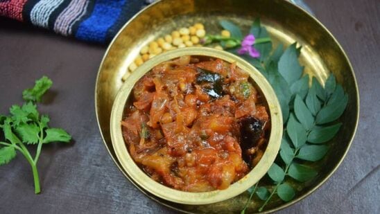 Kongu Style Brinjal Thokku : கொங்கு ஸ்டைல் சுட்ட கத்தரிக்காய் தொக்கு! சாப்பிடாத குழந்தைகள் கூட விரும்பி உண்பார்கள்!