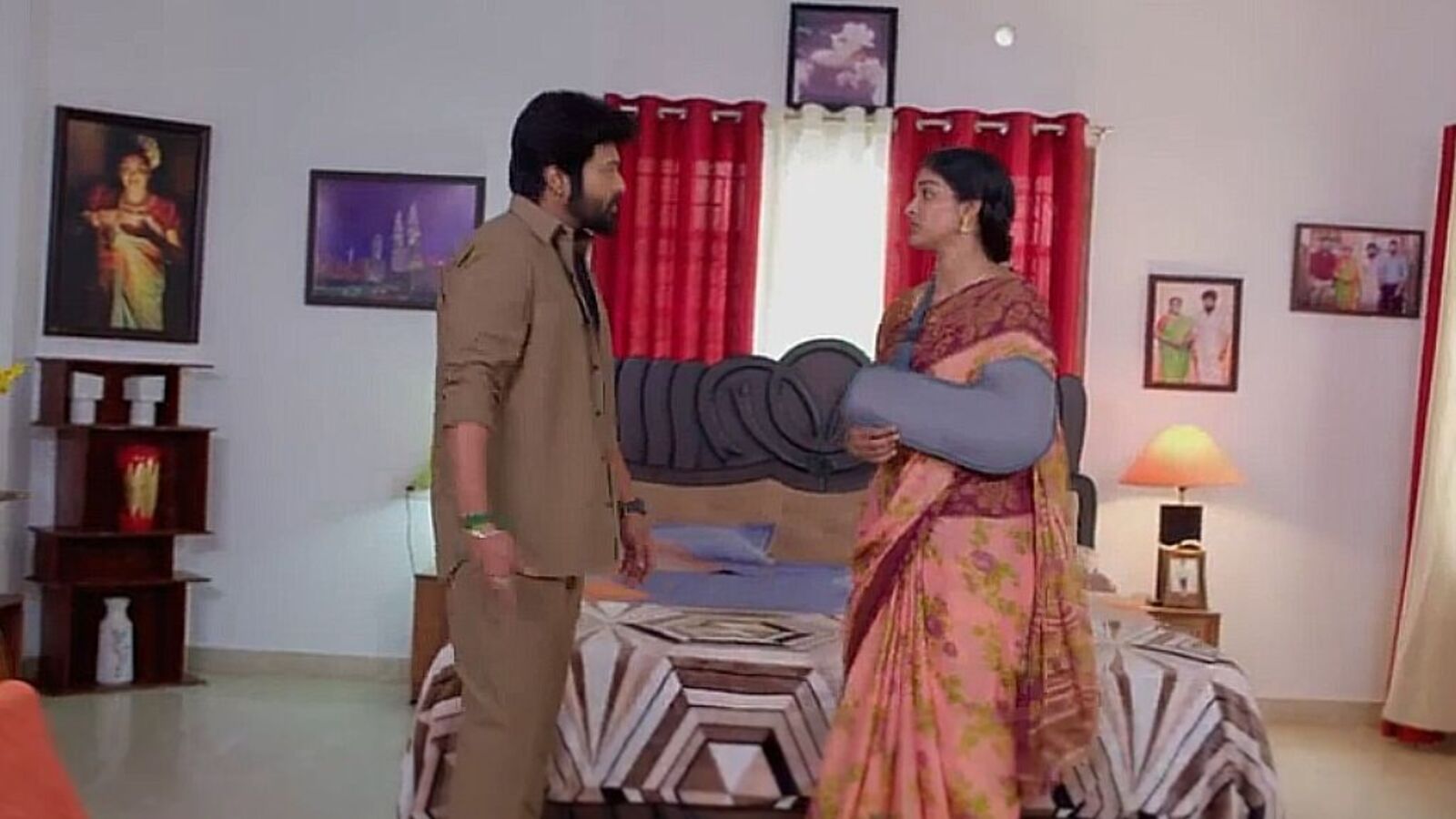 Karthigai Deepam Serial: தீபாவை குத்த வந்தது யார்? இன்வெஸ்டிகேஷனில் இறங்கிய கார்த்திக்!