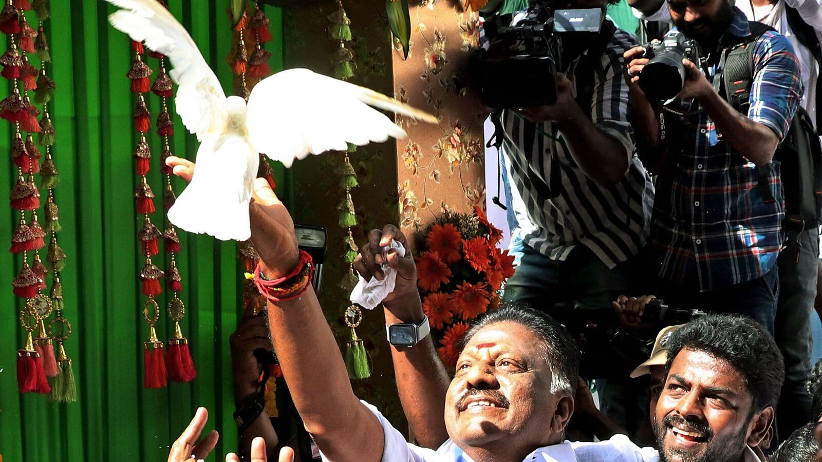 OPS : ‘சமாதானம் சொல்லி தோல்விக்கு தொண்டர்களை பழக்குவது பாவ காரியம்’ தியாகத்திற்கு ஆயத்தமாக அழைத்த ஓபிஎஸ்