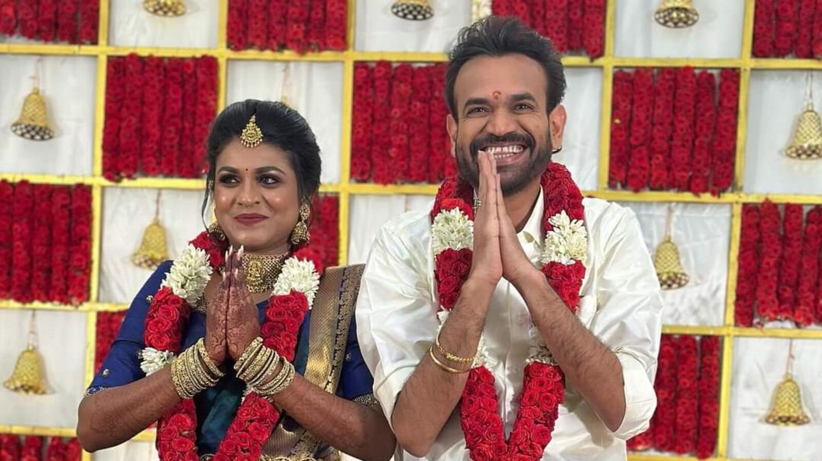 Premgi Amaren: புது மாப்பிள்ளைக்கு பப்பப்பரே.. பிரேம்ஜிக்கு டும் டும் டும்.. வைரல் ஆகும் போட்டோ!