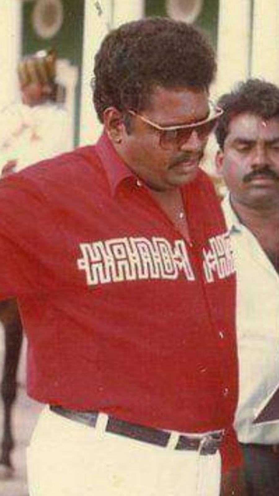 ‘படப்பிடிப்புல சிகரெட் கட்டாயம்’ - ரவிக்குமாரின் கெட்ட பழக்க கதை!