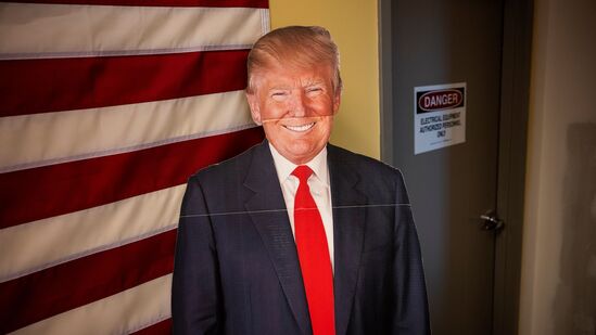 HBD Donald Trump: ‘பிஸ்சினஸ் மேன் முதல் சர்ச்சை ஜனாதிபதி வரை!’ அமெரிக்க அதிபர் டொனால்ட் ட்ரம்ப் கடந்து வந்த கதை! HBD Donald Trump: ‘பிஸ்சினஸ் மேன் முதல் சர்ச்சை ஜனாதிபதி வரை!’ அமெரிக்க அதிபர் டொனால்ட் ட்ரம்ப் கடந்து வந்த கதை!