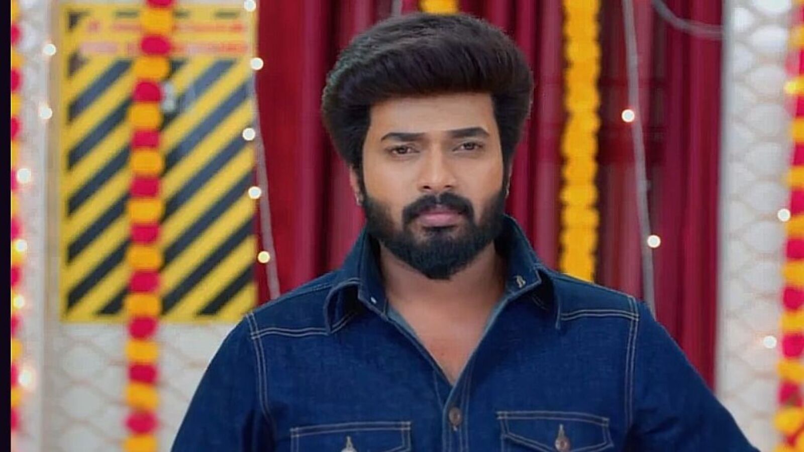 Karthigai Deepam : கடத்தப்பட்ட மீனாட்சி.. கார்த்திக் செக் மேட் வைத்த ரியா, ரம்யா!