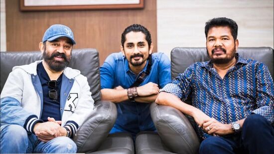 நான் இந்தியன் 2 இரண்டாம் பாகத்தை பார்க்கிறேன். இந்தியன் முதல்பாகத்தின் டப்பிங்கின் போது, இதனை நாம் இரண்டாம் பாகமாக எடுக்கலாமே என்ற ஷங்கரிடம் கூறினேன். அப்போது இருந்த படபடப்பே எங்களுக்கு அப்போது அடங்கவில்லை. இந்தியன் முதல் பாகத்தை எப்படியாவது ரிலீஸ் செய்வோம் சார் என்று ஷங்கர் சொன்னார். இரண்டாம் பாகம் எடுப்பதற்கு இன்றும் கதைகள் கொடுத்துக்கொண்டிருக்கும் அரசியலுக்கு நன்றி.&nbsp;&nbsp;&nbsp;