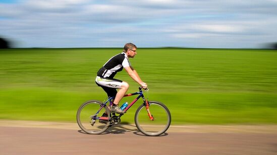 Benefits of Cycling : புற்றுநோய் ஆபத்துக்களை சைக்கிள் ஓட்டுவது குறைக்கிறதா? இன்னும் என்ன நன்மைகள் பாருங்க!