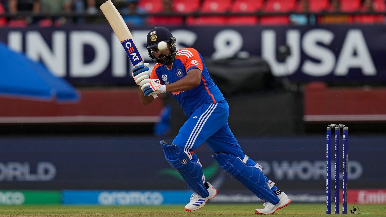 IND vs ENG Inning Break: ரோகித் ஷர்மா, சூர்ய குமார் யாதவ் அதிரடி! கடினமான பிட்சில் இந்தியா ரன் குவிப்பு