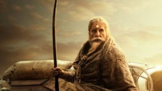 இந்திய சினிமாவில் மிகப்பெரிய எதிர்பார்ப்பை ஏற்படுத்தி இருக்கும் திரைப்படம் கல்கி 2898 AD. பிரபாஸ் முன்னணி கதாநாயகனாக நடித்திருக்கும் இப்படத்தில், அமிதாப் பச்சன், தீபிகா படுகோன், கமல்ஹாசன் உள்ளிட்ட பல முக்கிய நட்சத்திரங்கள் நடித்திருக்கின்றனர். நாக் அஸ்வின் இயக்கி இருக்கும் இந்தப்படத்தை வைஜேந்தி மூவிஸ் நிறுவனம் பிரமாண்டமாக தயாரித்து இருக்கிறது.&nbsp;