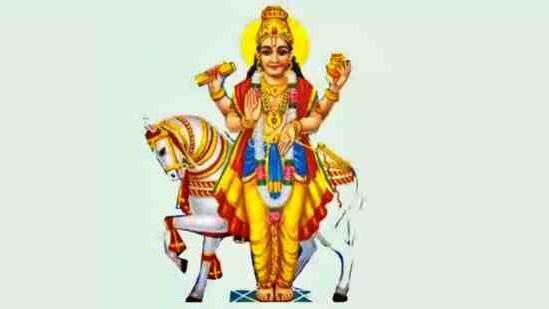 பண மூட்டையை கொட்டத் தொடங்கினார் சுக்கிரன்.. வாயை பிளந்த ராசிகள்.. யோகம் யாருக்கு? பண மூட்டையை கொட்டத் தொடங்கினார் சுக்கிரன்.. வாயை பிளந்த ராசிகள்.. யோகம் யாருக்கு?