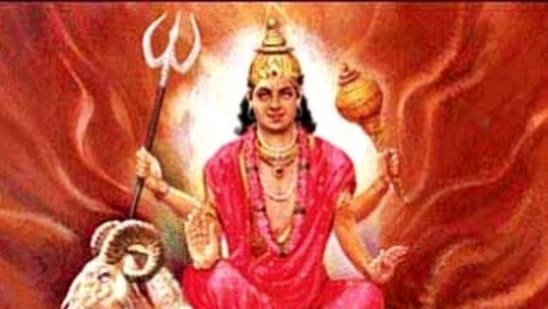 விரட்டி அடிக்கும் செவ்வாய்.. புரண்டு விழும் ராசிகள்.. வேதனை வருகிறது.. கண்ணீர் உறுதி விரட்டி அடிக்கும் செவ்வாய்.. புரண்டு விழும் ராசிகள்.. வேதனை வருகிறது.. கண்ணீர் உறுதி