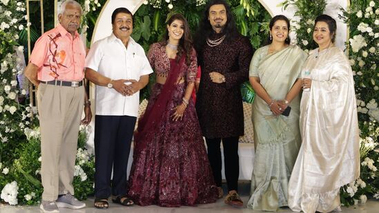 திருமண நிகழ்வில் நடிகர் சிவகுமார்