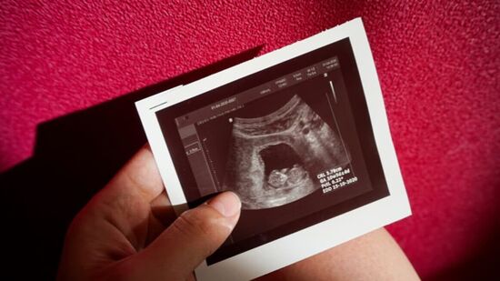 கருப்பை அளவு: ஒரு பெண்ணின் கருப்பைகள் சாதாரண அளவில் இல்லாவிட்டால், கருத்தரிப்பதில் சிக்கல்கள் இருக்கலாம். கருப்பையின் வடிவம் சரியாக இல்லாவிட்டால், அது கருப்பை கருத்தரிப்பதைத் தடுக்கலாம், இதனால் கர்ப்பம் தடுக்கப்படுகிறது. 