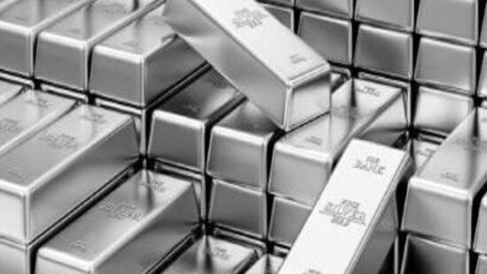 நேற்றைய வெள்ளி விலை நிலவரம்: வெள்ளி விலை நேற்று (ஜூலை 03) ஒரு கிராம் ரூ.96க்கும், ஒரு கிலோ வெள்ளி ரூ.96,000-க்கும் விற்பனையானது.