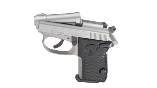 Beretta Tomcat Inox 3032 &nbsp;ரக துப்பாக்கி எளிதாக மறைப்பதற்கும் வசதியாக எடுத்துச் செல்வதற்கும் வடிவமைக்கப்பட்டுள்ளது, இது தனிப்பட்ட பாதுகாப்பு மற்றும் மறைத்து எடுத்துச் செல்வதற்கான பிரபலமான தேர்வாக அமைகிறது.