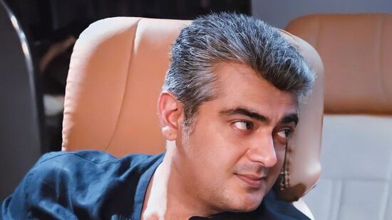 மகிழ் திருமேனி எழுதி, இயக்கி அஜீத் முக்கிய கதாபாத்திரத்தில் நடிக்கும் சமீபத்திய ஆக்‌ஷன் என்டர்டெய்னர் விடாமுயற்சி . பல புகழ்பெற்ற நடிகர்கள் நடித்துள்ள இந்த திரைப்படம், உடல் இரட்டை இல்லாமல் அஜித் நடித்த துணிச்சலான ஸ்டண்ட் செய்து அசத்தி இருந்தார்