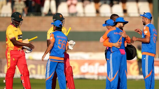 IndvsZim: அபிஷேக் சர்மாவின் எழுச்சி.. 2-வது டி20 போட்டியில் இந்தியா 100 ரன்கள் வித்தியாசத்தில் ஜிம்பாப்வேயை வீழ்த்தியது IndvsZim: அபிஷேக் சர்மாவின் எழுச்சி.. 2-வது டி20 போட்டியில் இந்தியா 100 ரன்கள் வித்தியாசத்தில் ஜிம்பாப்வேயை வீழ்த்தியது