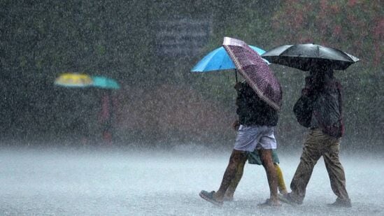 Weather Update: நீலகிரி, கோவை உள்பட 5 மாவட்டங்களுக்கு மஞ்சள் எச்சரிக்கை..சென்னை நிலவரம் என்ன?-லேட்டஸ்ட் வானிலை அப்டேட்!