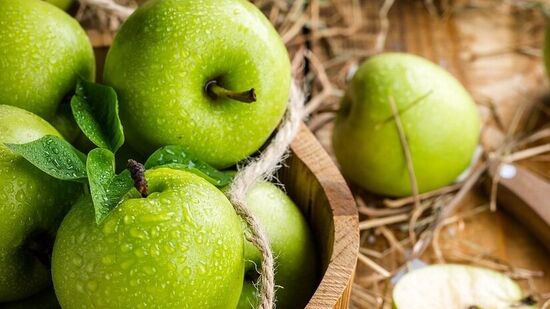 Benefits of Green Apple : உங்கள் குழந்தையின் மூளை ஷார்ப்பாக வேண்டுமா? இந்த ஒரு பழம் மட்டும் போதும்!