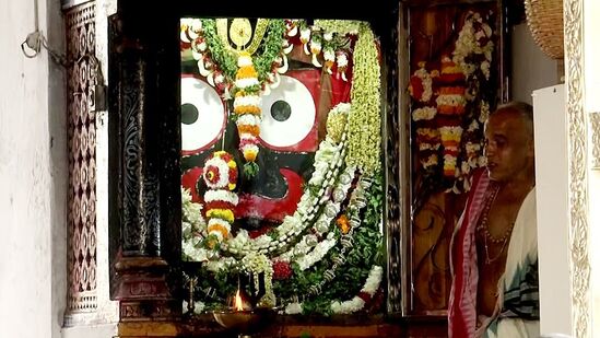 ஒடிசாவில் ஆட்சிக்கு வந்தால் பூரி ஜெகன்நாதர் கோயிலில் உள்ள பொக்கிஷ அறைகளை திறப்போம் என்று பாஜக வாக்குறுதி அளித்து இருந்தது.&nbsp;