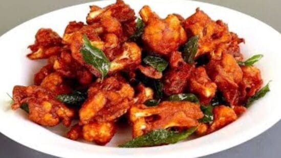 Cauliflower Bajji : காலிஃப்ளவர் பஜ்ஜி; குழந்தைகளுக்கு பிடித்த ஈவ்னிங் ஸ்னாக்ஸ்! திரும்ப திரும்ப கேட்கத்தூண்டும்!