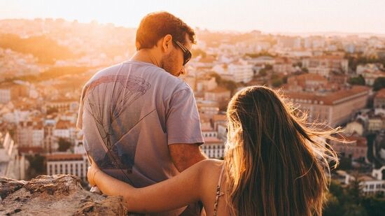 Relationship : காதல் உறவில் உங்கள் பார்ட்னர் பொய் உரைக்கிறாரா என்று கண்டுபிடிப்பது எப்படி? உளவியல் வழிகாட்டி! Relationship : காதல் உறவில் உங்கள் பார்ட்னர் பொய் உரைக்கிறாரா என்று கண்டுபிடிப்பது எப்படி? உளவியல் வழிகாட்டி!