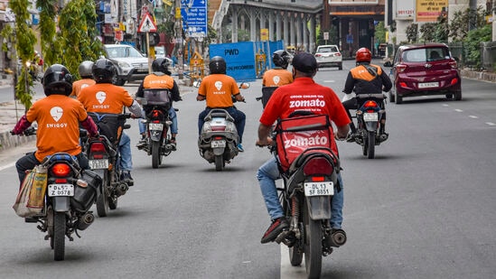 Zomato அல்லது Swiggy இலிருந்து ஆர்டர் செய்கிறீர்களா? கட்டணம் அதிகரிக்கிறது! இதை படிங்க உடனே