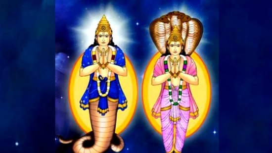ரிஷப ராசி: ராகு பகவானின் நட்சத்திர இடமாற்றம் உங்களுக்கு சிறப்பான பலன்களை கொடுக்கப் போகின்றது. நீண்ட நாட்களாக நிலுவையில் உள்ள வேலைகள் முடிவடையும். கவலைகளை ஏற்படுத்திய சம்பவங்கள் அனைத்தும் கொஞ்சம் கொஞ்சமாக குறையும். வேலை செய்யும் இடத்தில் பதவி உயர்வு மற்றும் சம்பள உயர்வு கிடைக்கக்கூடும்.&nbsp;