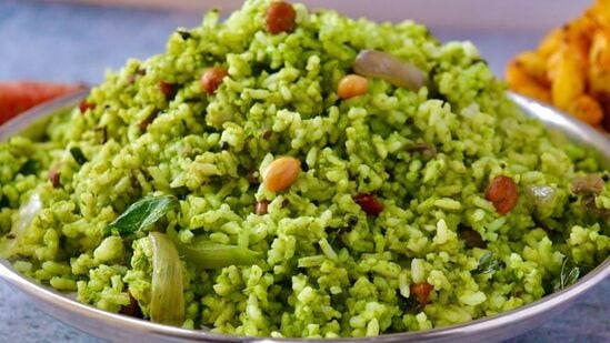 Malli Rice : மணக்க மணக்க மல்லித்தழை சாதம் சாப்பிடணுமா? இதோ ரெசிபி! லன்ச் பாக்ஸ் கவலையும் இனி இல்லை!