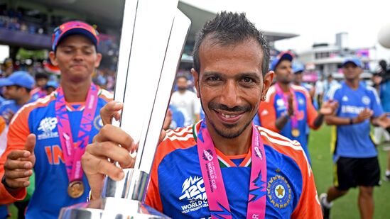 HBD Yuzvendra Chahal: செஸ் வீரராகத் திகழ்ந்தவர்.. சுழல் பந்துவீச்சில் மன்னன் யுஸ்வேந்திர சஹலின் பிறந்த நாள் இன்று (ANI Photo)