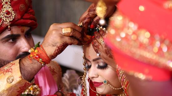 Relationship : காத கொடுங்க! திருமண வாழ்வு மகிழ்ச்சியாக இருக்கவேண்டுமா? ரகசியத்த தெரிஞ்சுக்கங்க! Relationship : காத கொடுங்க! திருமண வாழ்வு மகிழ்ச்சியாக இருக்கவேண்டுமா? ரகசியத்த தெரிஞ்சுக்கங்க!
