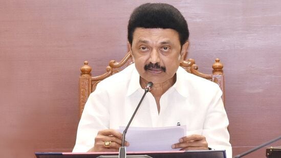 CM MK Stalin : தமிழ்நாட்டைப் பழிவாங்கும் பட்ஜெட் மட்டுமல்ல – ஒட்டுமொத்த இந்திய நாட்டு மக்களையே பழிவாங்கும் பட்ஜெட்! சுயநலத்துக்காக - நாற்காலியைக் காப்பாற்றிக் கொள்ளப் போட்டுக்கொண்ட பட்ஜெட் இது! என முதலமைச்சர் மு.க.ஸ்டாலின் தெரிவித்துள்ளார்.