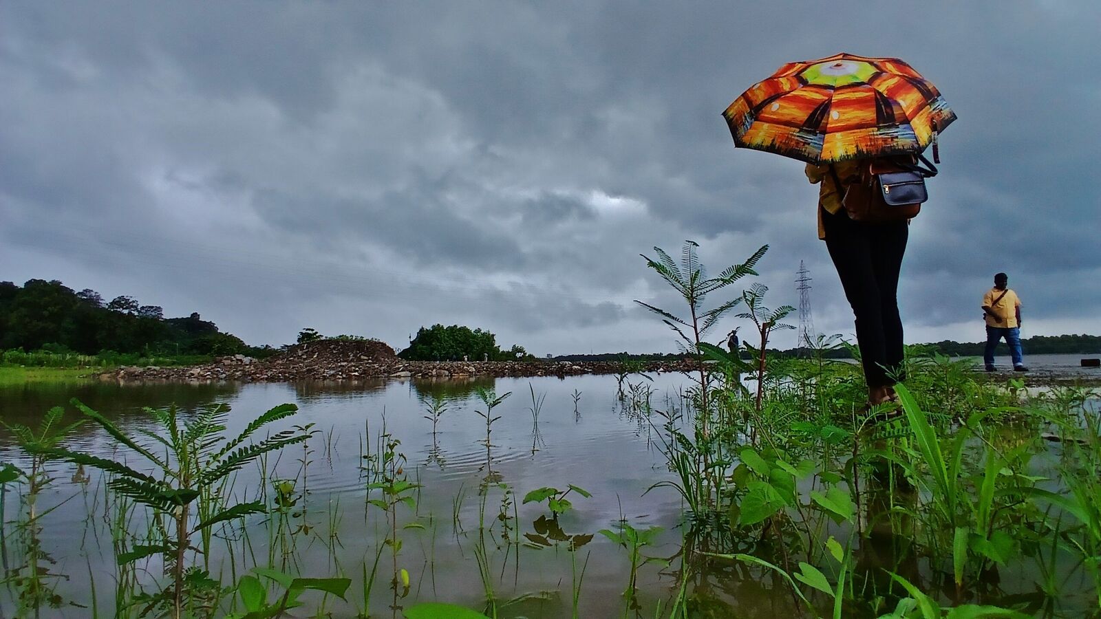 Weather Update: நீலகிரி முதல் கன்னியாகுமரி வரை! 8 மாவட்டங்களுக்கு மழை எச்சரிக்கை! சென்னை வானிலை ஆய்வு மையம் அறிவிப்பு!