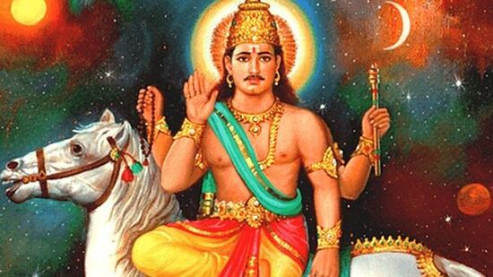 இன்று பிற்பகல் 2:40 மணிக்கு, சுக்கிரன் கடகத்தை விட்டு வெளியேறி சிம்மத்திற்குள் நுழைவார். சுக்கிரன் பெயர்ச்சியால் மேஷம், ரிஷபம், சிம்மம் மற்றும் துலாம் ராசிக்காரர்களுக்கு நல்ல நாட்கள் தொடங்கும்.