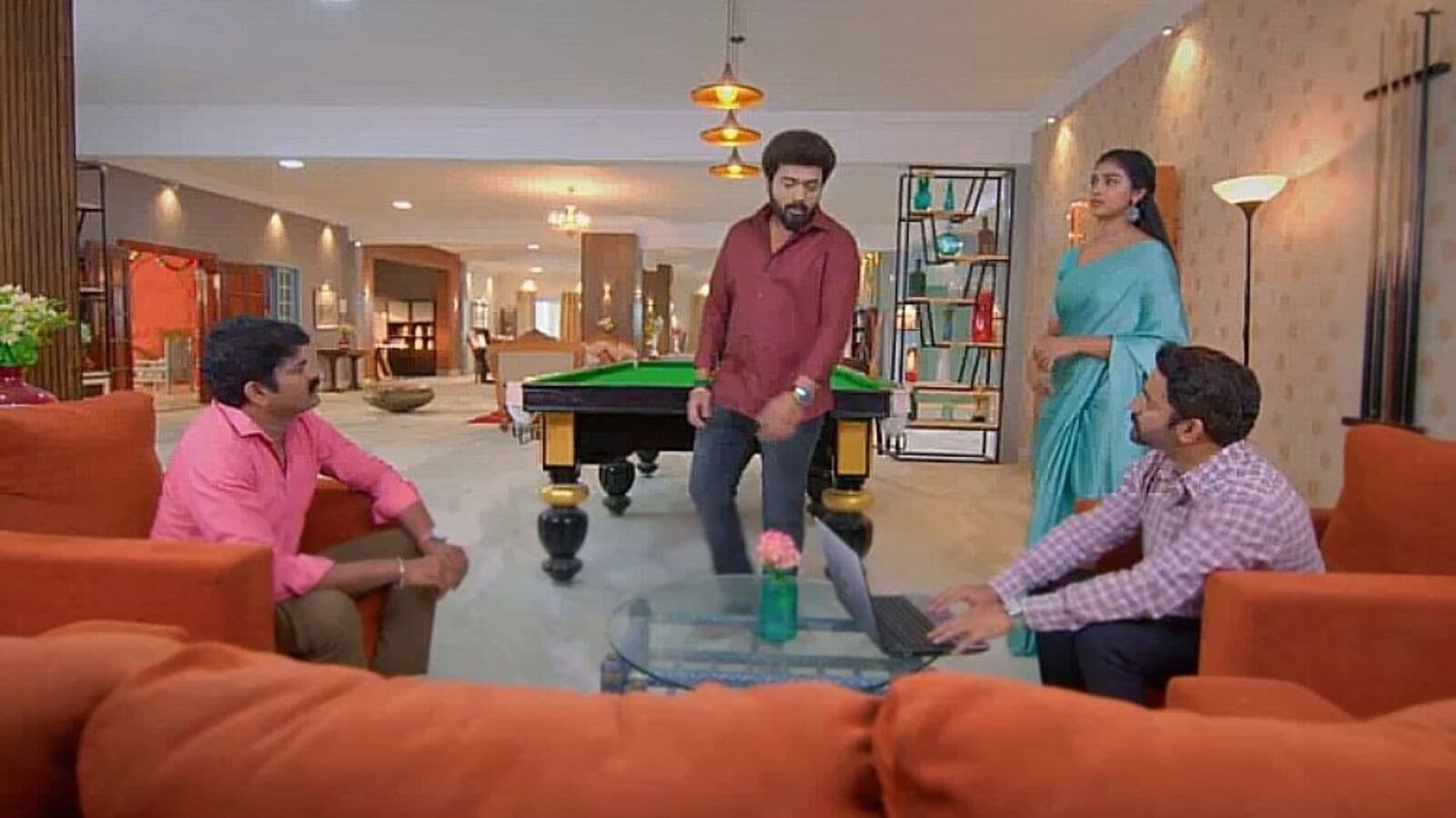 Karthigai Deepam Serial: பந்தகால் நடும் விழாவில் அபசகுணம்.. ரம்யாவால் அதிர்ச்சியான அப்பா - கார்த்திகை தீபம்