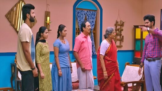 உண்மை தெரிந்தது.. பிரபு திருமணம் பேச்சு கை கூடுமா? - மருமகள் சீரியலின் இன்றைய ப்ரோமோ உண்மை தெரிந்தது.. பிரபு திருமணம் பேச்சு கை கூடுமா? - மருமகள் சீரியலின் இன்றைய ப்ரோமோ