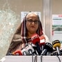 Bangladesh PM Hasina: நாட்டை விட்டு வெளியேறினார் வங்கதேச பிரதமர்.. ராணுவ ஆட்சி நடைமுறைக்கு வந்தது!