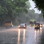 Rain Alert : மக்களே உஷாரா இருங்க.. ராணிப்பேட்டை,காஞ்சிபுரம், செங்கல்பட்டு உள்ளிட்ட 8 மாவட்டங்களில் கனமழை கொட்ட போகுதாம்!