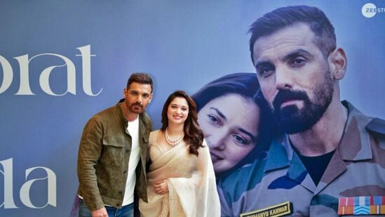 ஜான் ஆபிரஹாம் - தமன்னா இணைந்து இதயத்தை வருடும் "நீதானே நீதானே" ரெமான்டிக் பாடல் ஜான் ஆபிரஹாம் - தமன்னா இணைந்து இதயத்தை வருடும் "நீதானே நீதானே" ரெமான்டிக் பாடல்