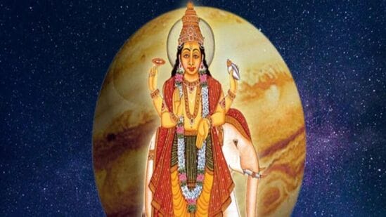 செல்வத்தின் ஆதாரமான குருவும் ராசிகளை மாற்றுகிறார். இந்த மாற்றம் சில அறிகுறிகளில் நேர்மறையான விளைவையும், மற்றவற்றில் அசுபமான விளைவுகளையும் ஏற்படுத்தும். ப்ரஹஸ்பதி ஆகஸ்ட் 20 ஆம் தேதி மிருகாஷிர நட்சத்திரத்தில் நடமாடுவார். இந்த ராசியின் அதிபதி செவ்வாய்.